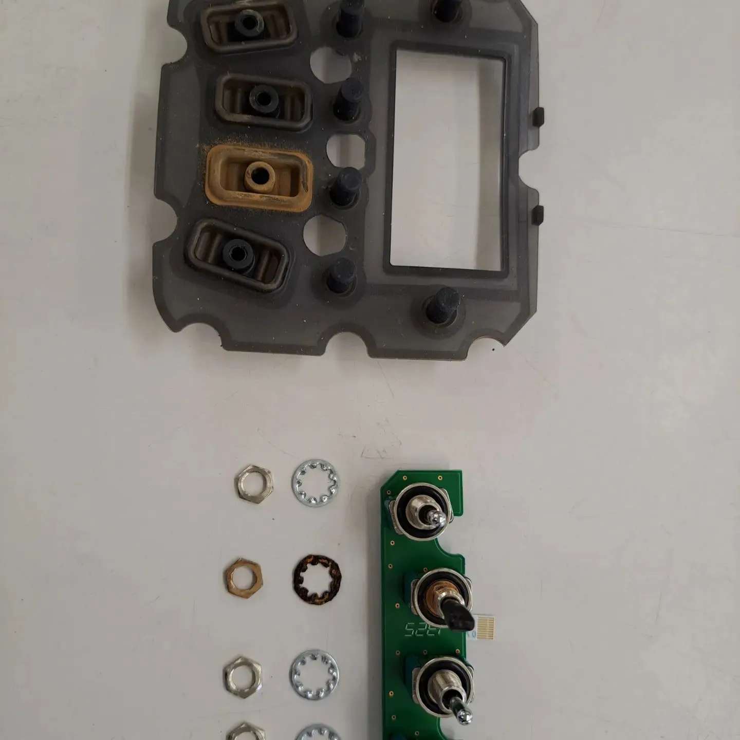 タダノ製RCS-FT2N型送信機